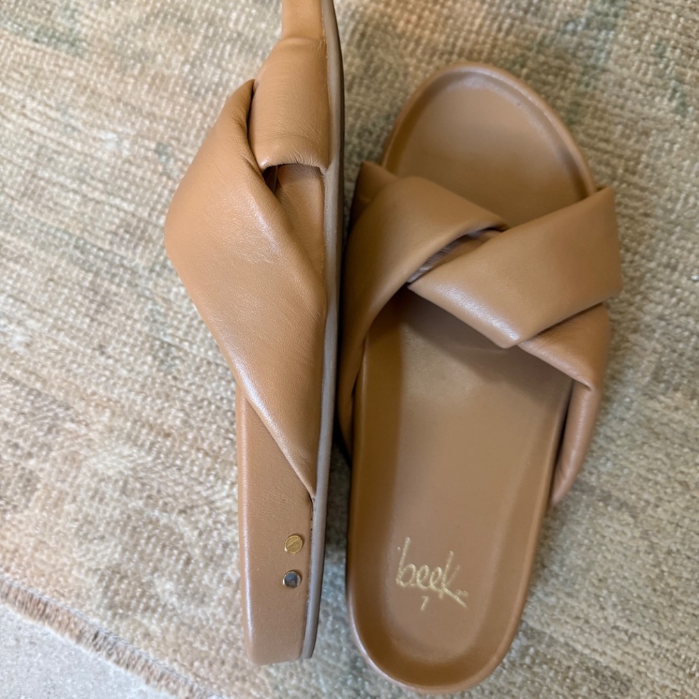 Leather slide sandal - Picture 5 of 6